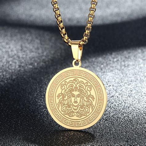 versace kette medusa kopf männer|Halsketten für Herren .